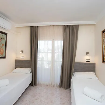 Habitacions Cristina Country house